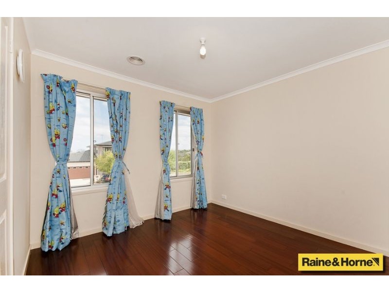 16 Flagstone Street, Harrison ACT 2914