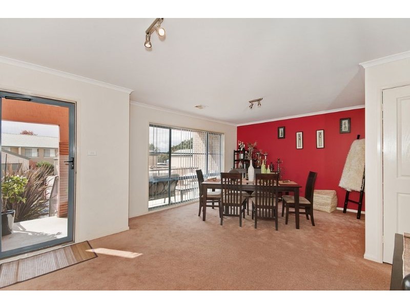 14-15 Wanliss Street, Latham ACT 2615