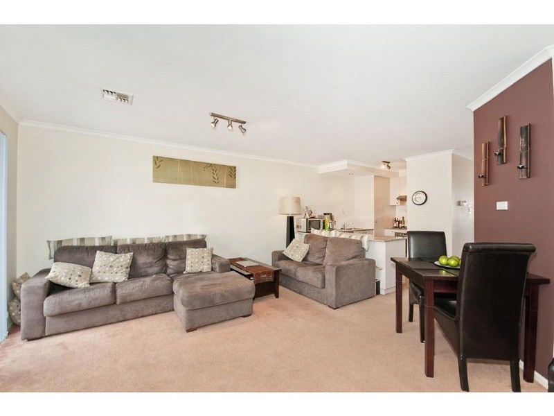 14-15 Wanliss Street, Latham ACT 2615