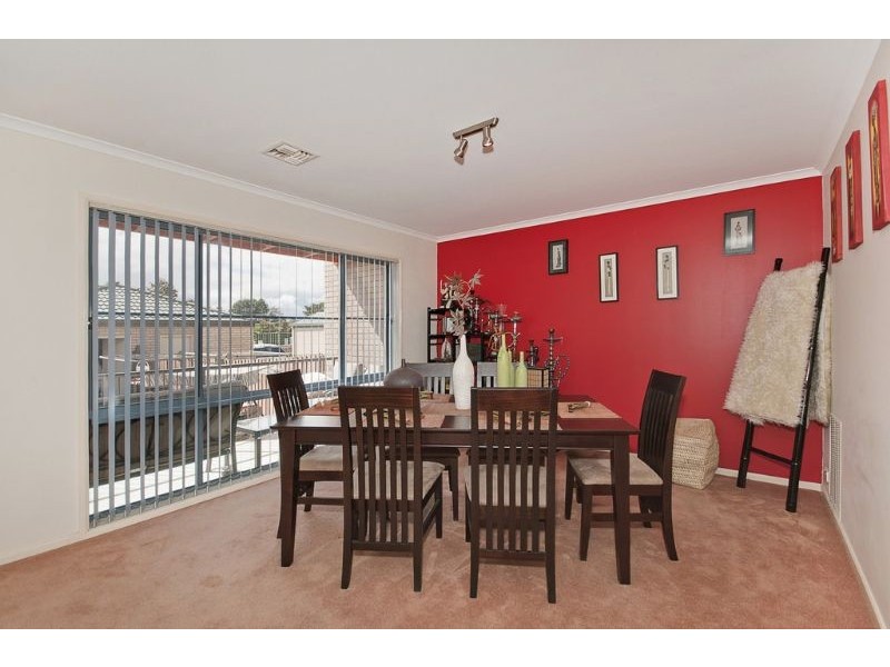 14-15 Wanliss Street, Latham ACT 2615