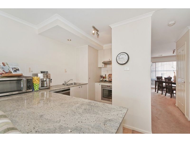 14-15 Wanliss Street, Latham ACT 2615