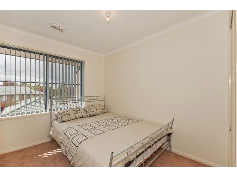 14-15 Wanliss Street, Latham ACT 2615