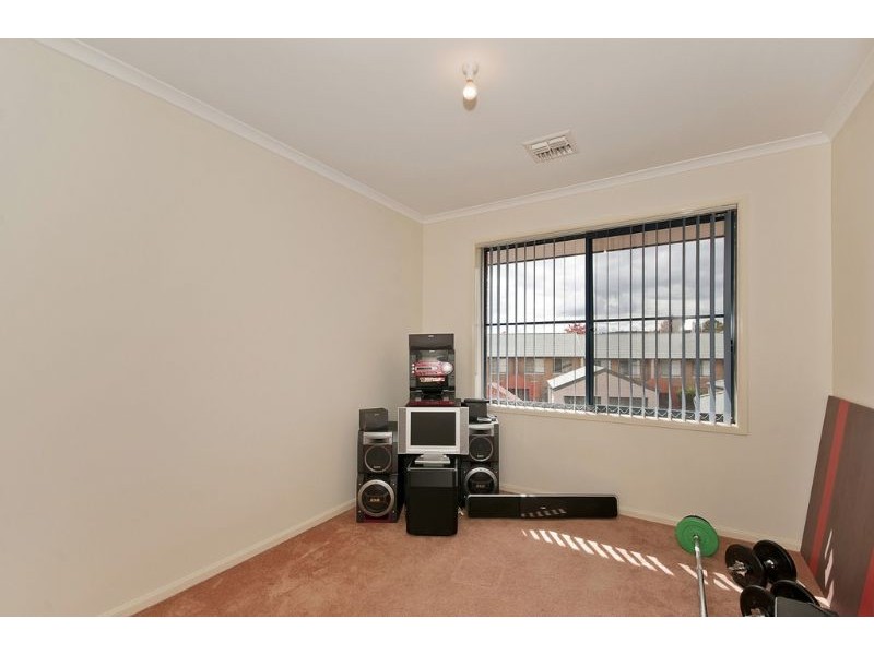 14-15 Wanliss Street, Latham ACT 2615