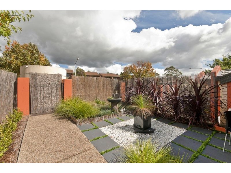 14-15 Wanliss Street, Latham ACT 2615