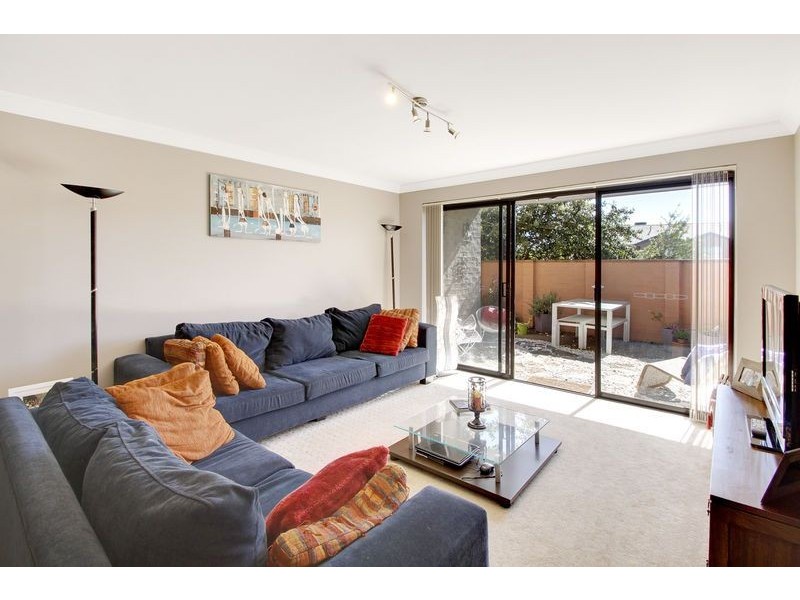 9/48 Dalley Crescent, Latham ACT 2615