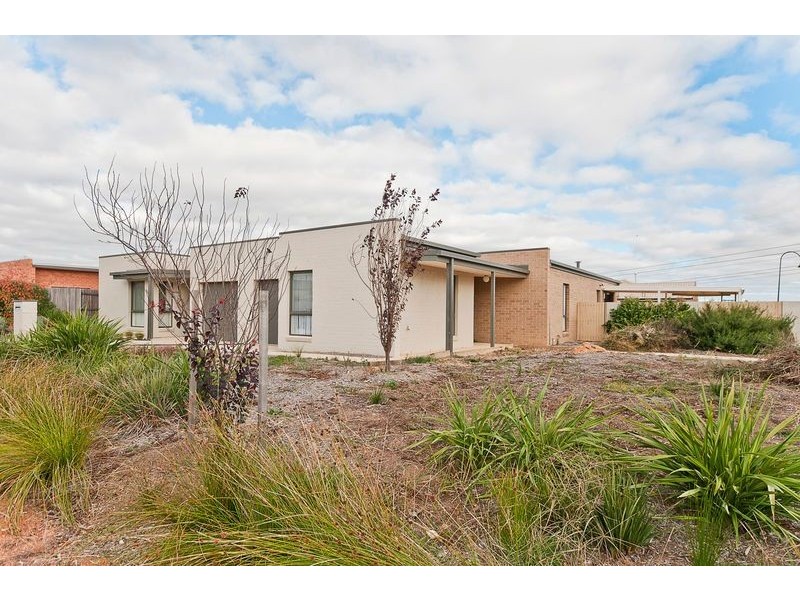 94 Eccles Circuit, Macgregor ACT 2615