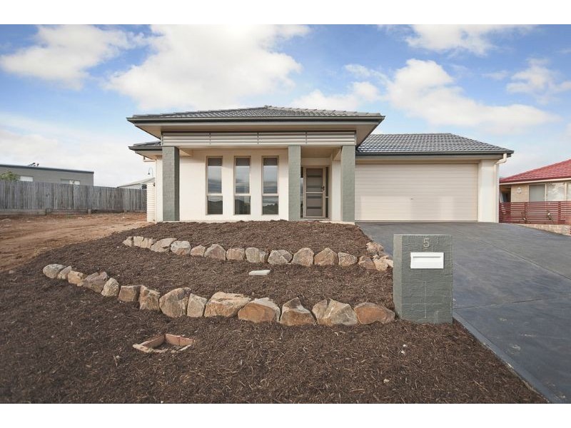 5 Brice Place, Macgregor ACT 2615