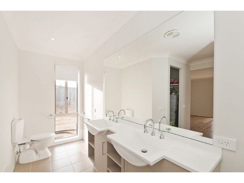 5 Brice Place, Macgregor ACT 2615