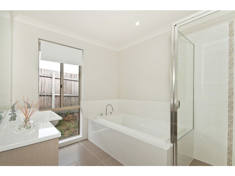 5 Brice Place, Macgregor ACT 2615