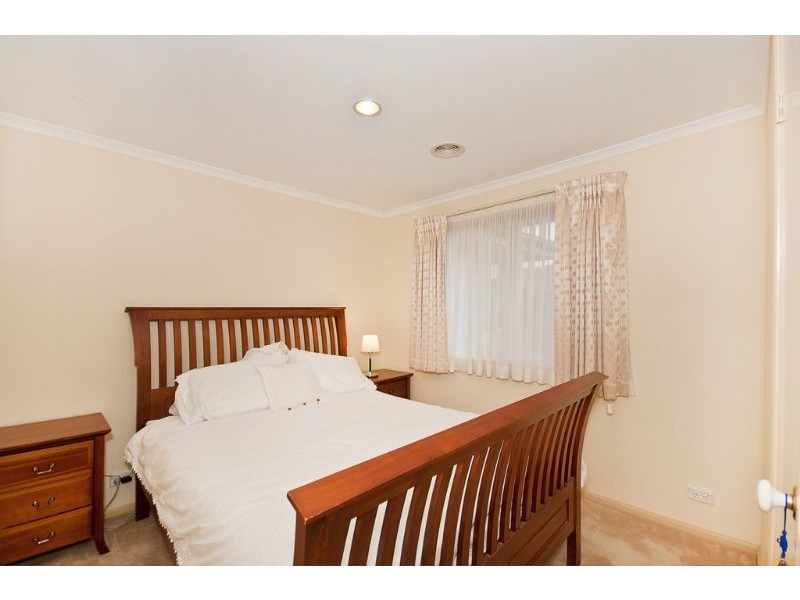 26 Fairlight Street, Dunlop ACT 2615
