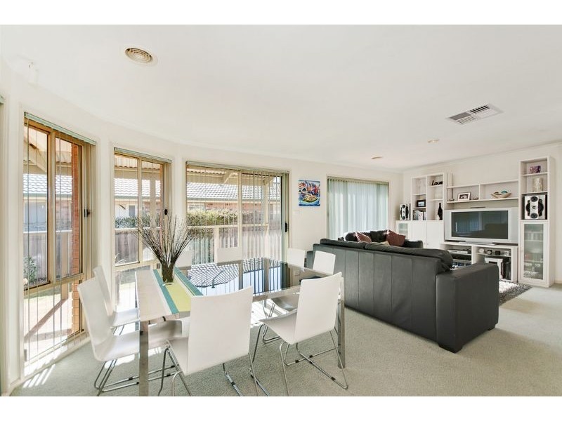 52 Traeger Street, Dunlop ACT 2615