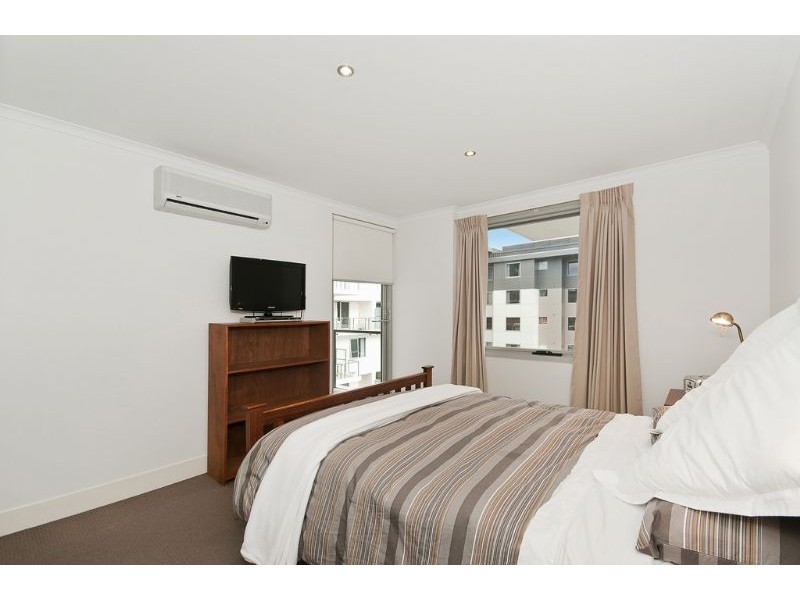 118/77 Northbourne Avenue, Turner ACT 2612
