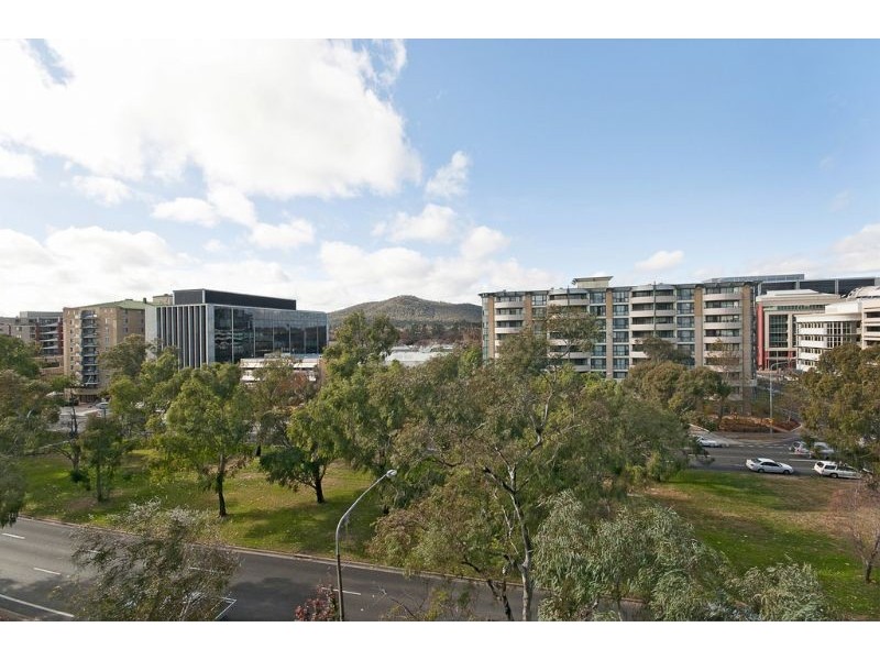 118/77 Northbourne Avenue, Turner ACT 2612