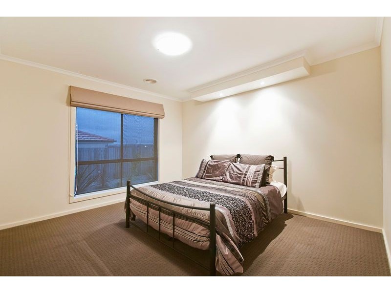 15 Eumarrah Street, Bonner ACT 2914