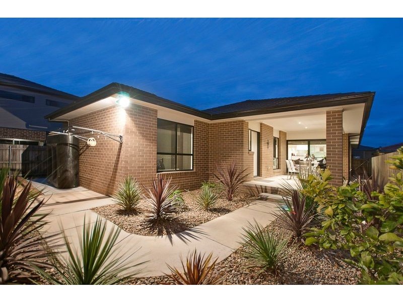15 Eumarrah Street, Bonner ACT 2914