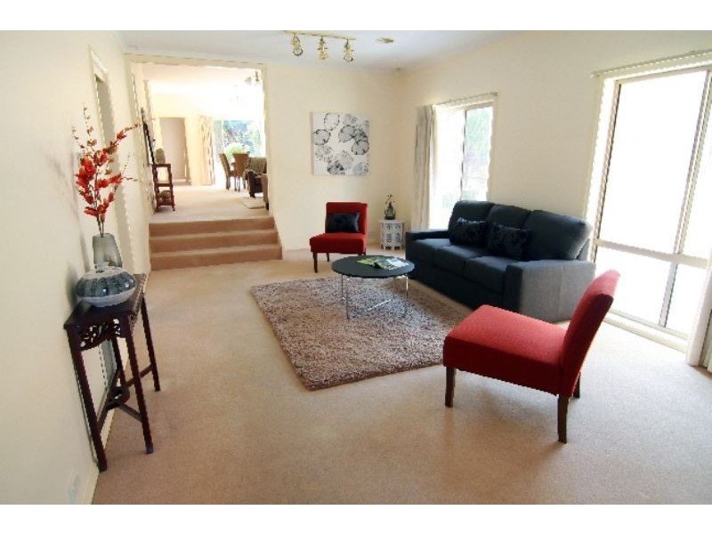 87 Paul Coe Crescent, Ngunnawal ACT 2913