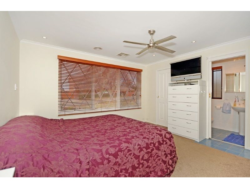 24 Burns Circuit, Mckellar ACT 2617