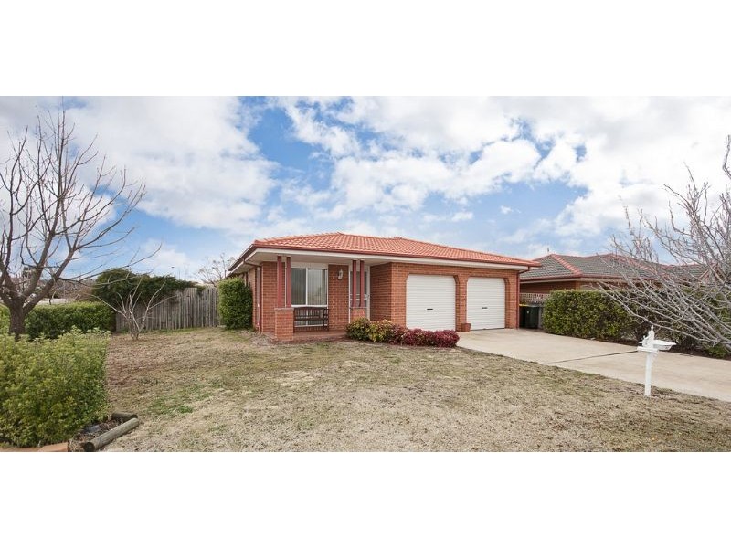 1 Westall Place, Dunlop ACT 2615