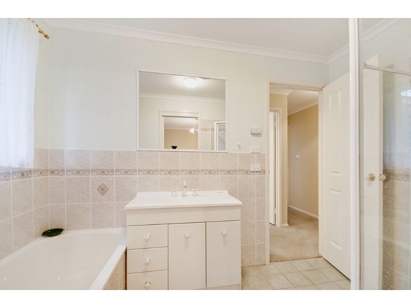 1 Westall Place, Dunlop ACT 2615