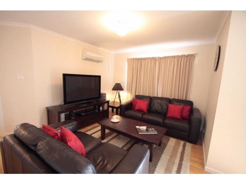 64 Bryan Hudson Street, Macgregor ACT 2615