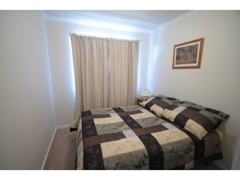 64 Bryan Hudson Street, Macgregor ACT 2615