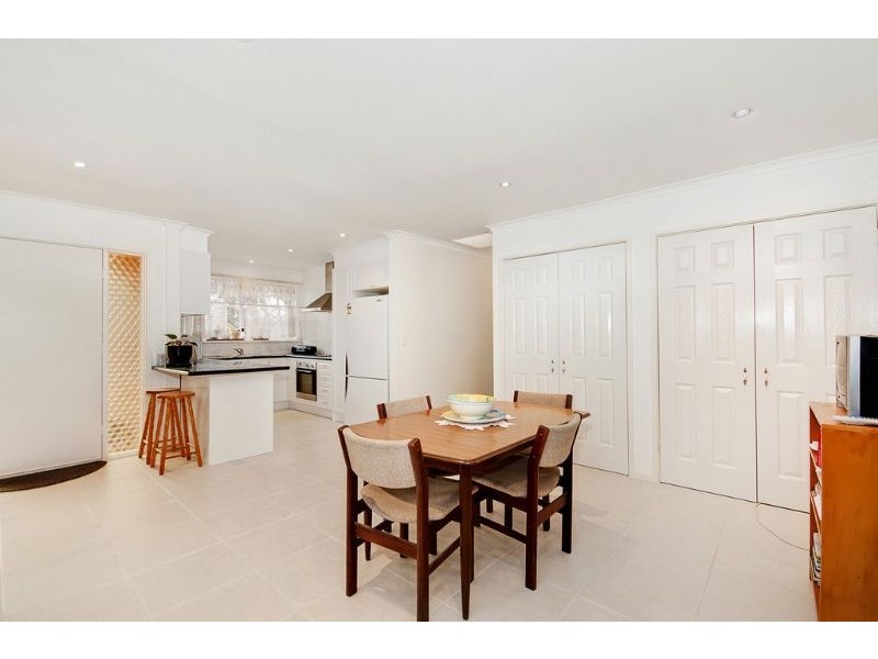 12 Clement Place, Macgregor ACT 2615