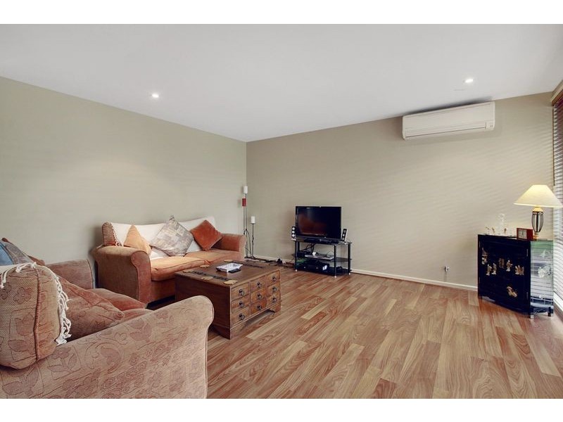 1 Aldcorn Place, Charnwood ACT 2615