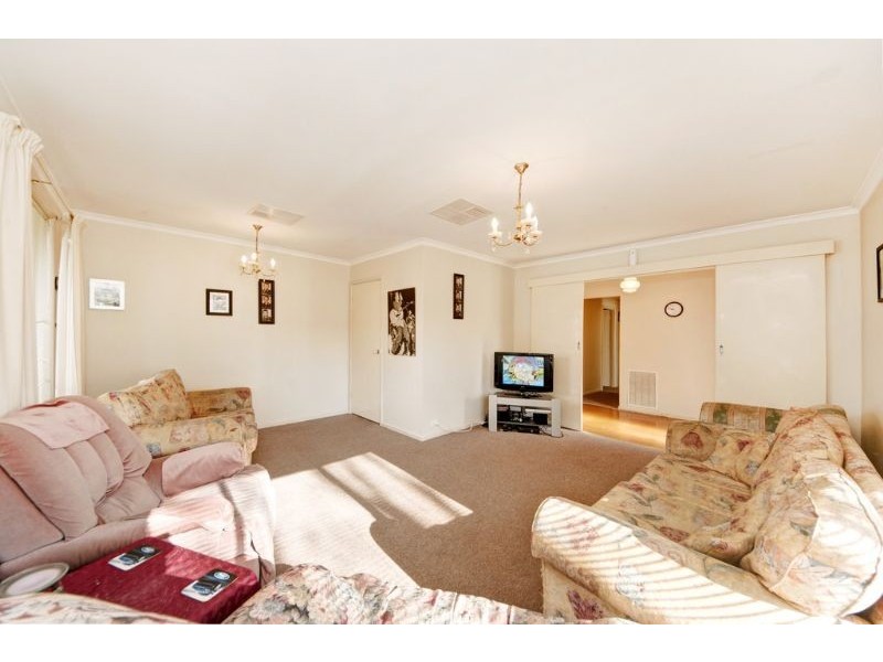 1 Garland Place, Spence ACT 2615