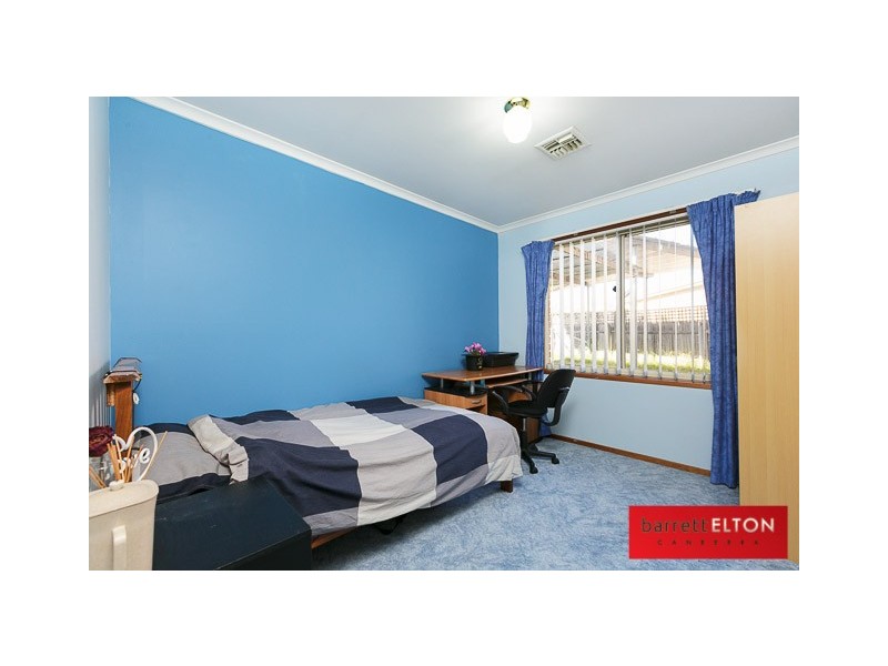 16 Painter Place, Palmerston ACT 2913