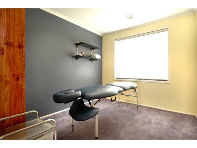 11 Mulvany Place, Latham ACT 2615