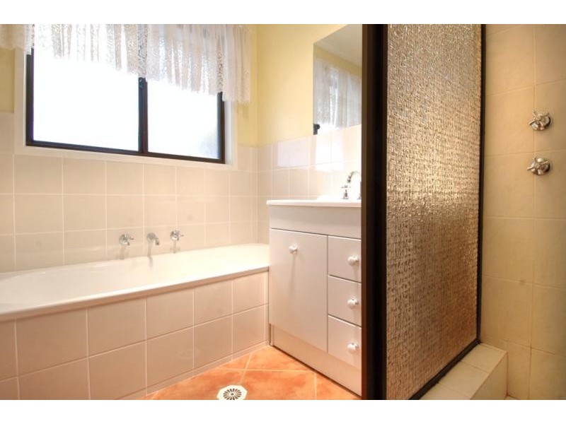 11 Mulvany Place, Latham ACT 2615