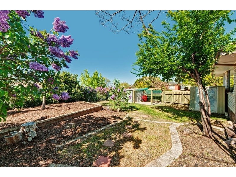 15 Canopus Crescent, Giralang ACT 2617