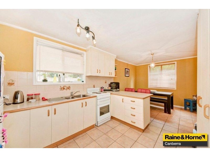 4 Bunton Place, Holt ACT 2615