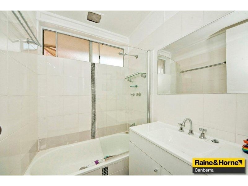 4 Bunton Place, Holt ACT 2615