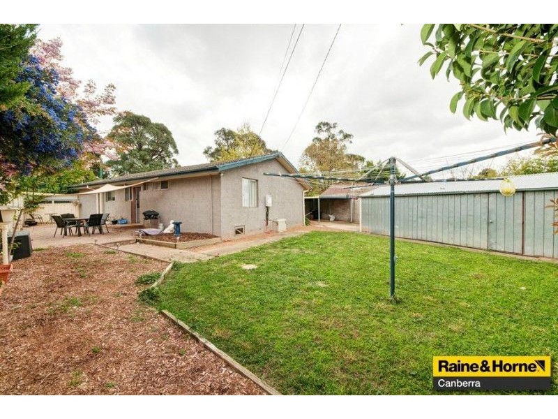 4 Bunton Place, Holt ACT 2615