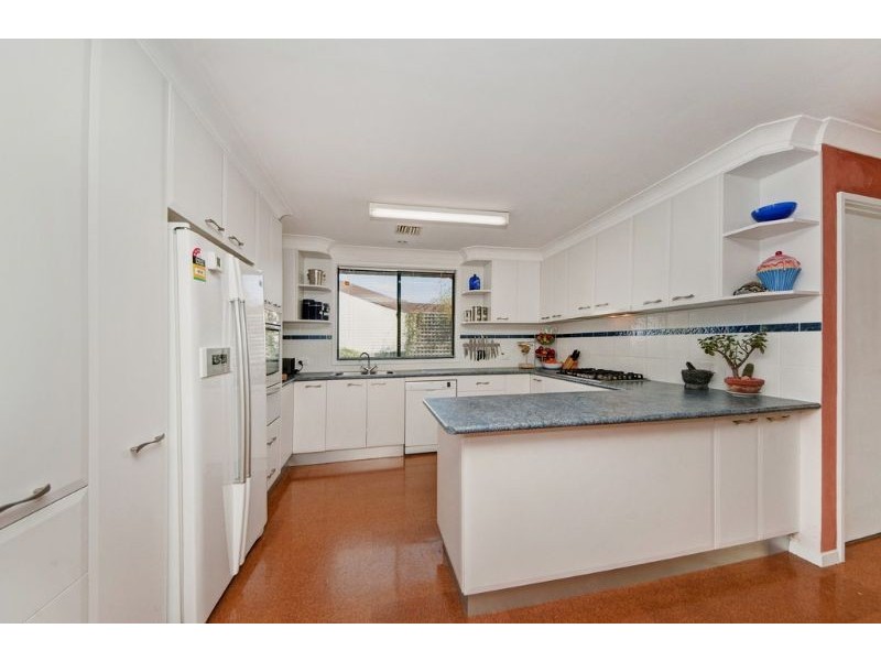 10 Clubbe Crescent, Macgregor ACT 2615
