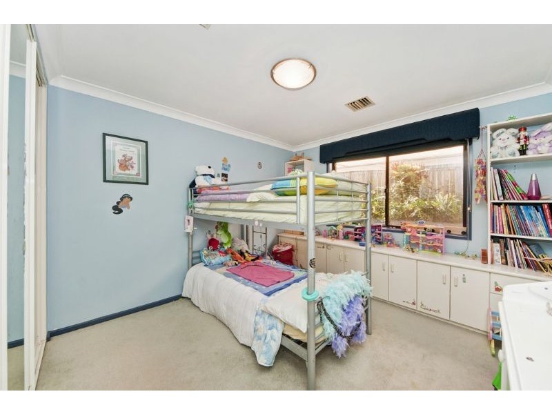10 Clubbe Crescent, Macgregor ACT 2615