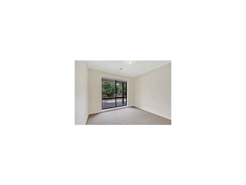 20 Counihan Court, Dunlop ACT 2615