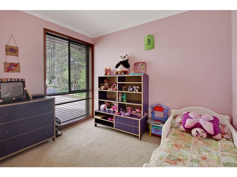 14 Inglis Place, Latham ACT 2615