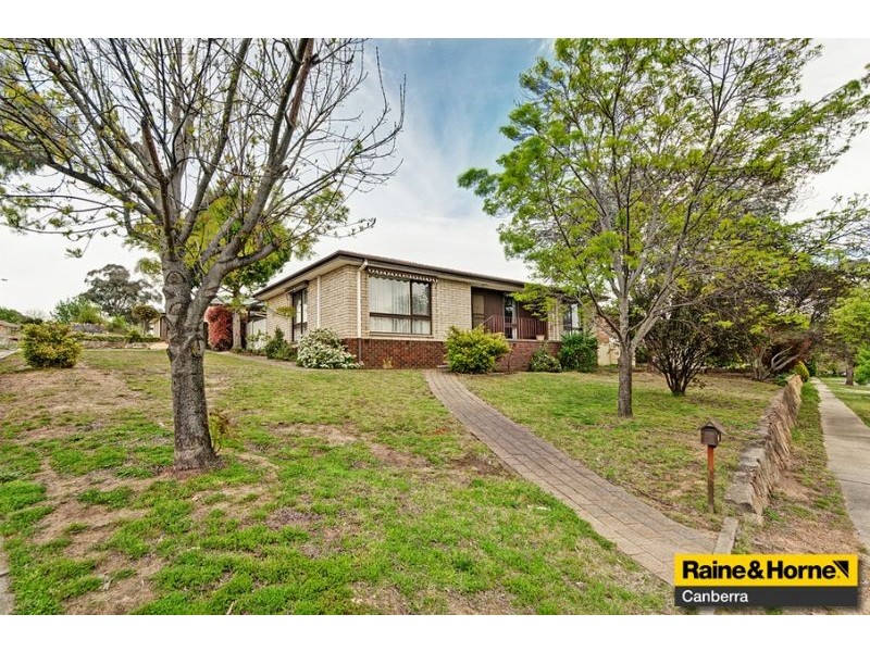 50 Solomon Crescent, Latham ACT 2615