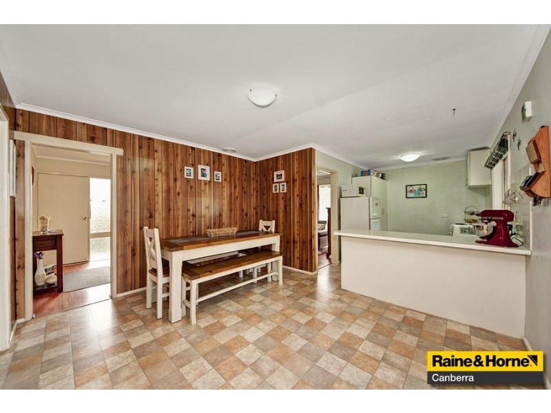 50 Solomon Crescent, Latham ACT 2615