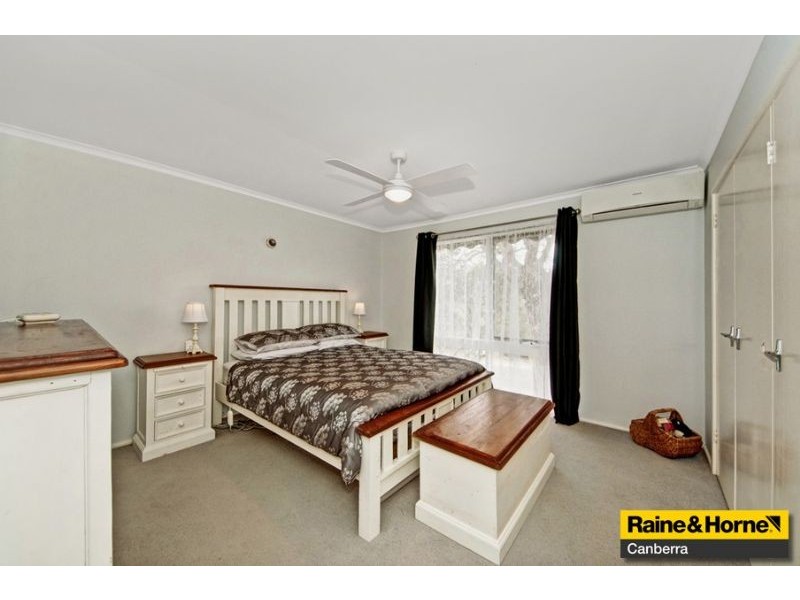 50 Solomon Crescent, Latham ACT 2615