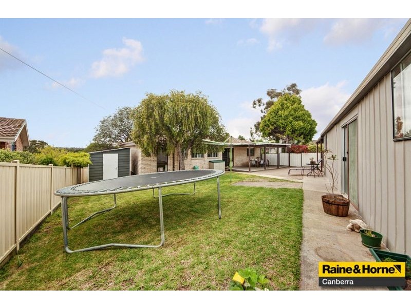 50 Solomon Crescent, Latham ACT 2615