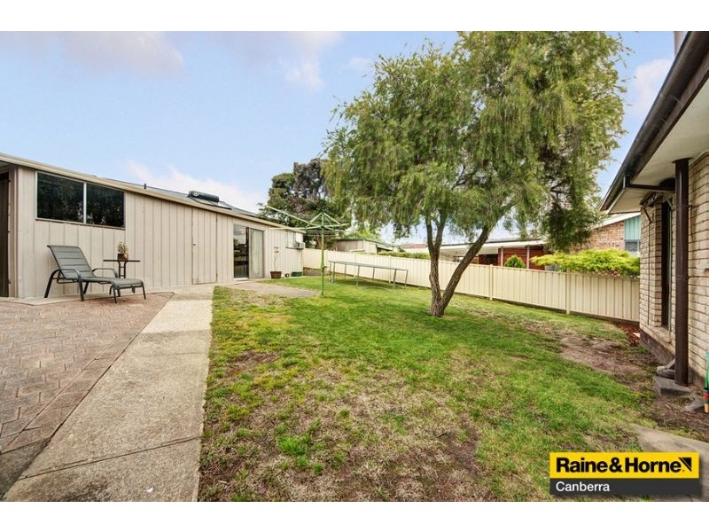 50 Solomon Crescent, Latham ACT 2615