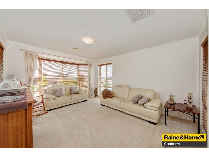 23 Bunduluk Crescent, Ngunnawal ACT 2913