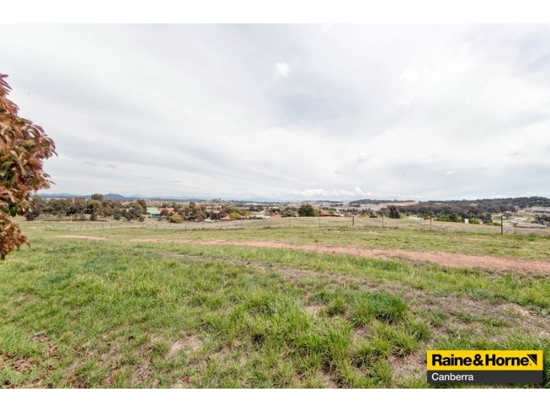 23 Bunduluk Crescent, Ngunnawal ACT 2913