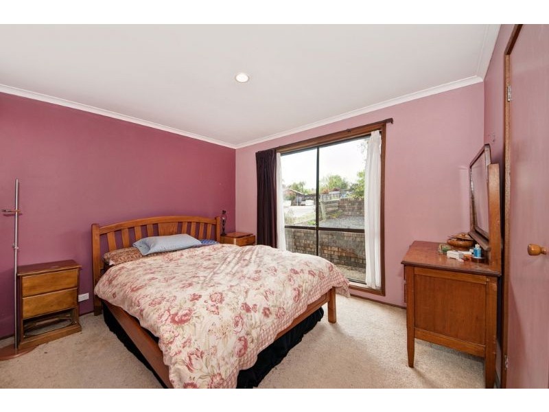 7 McArthur Place, Latham ACT 2615