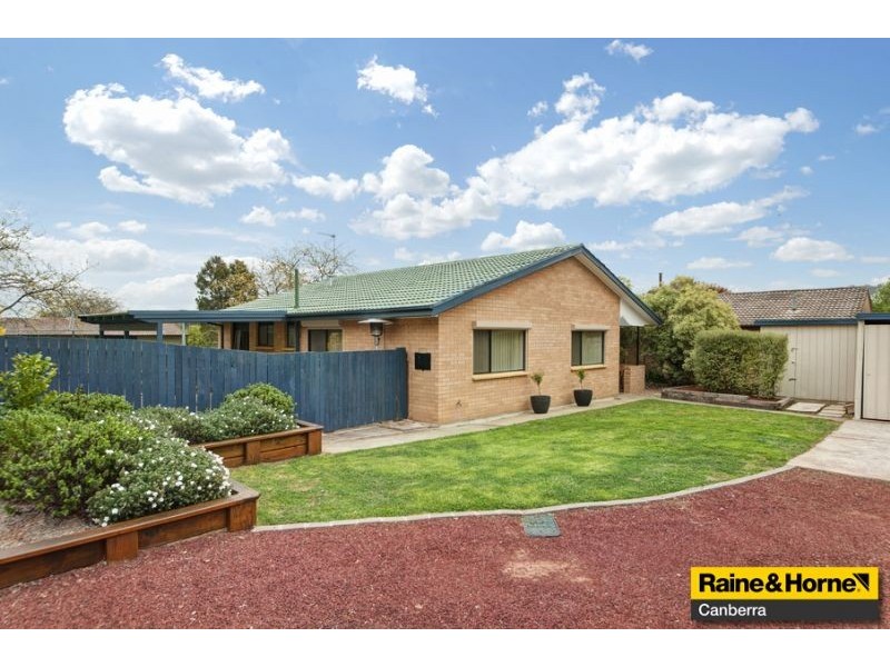 12 Warby Place, Charnwood ACT 2615