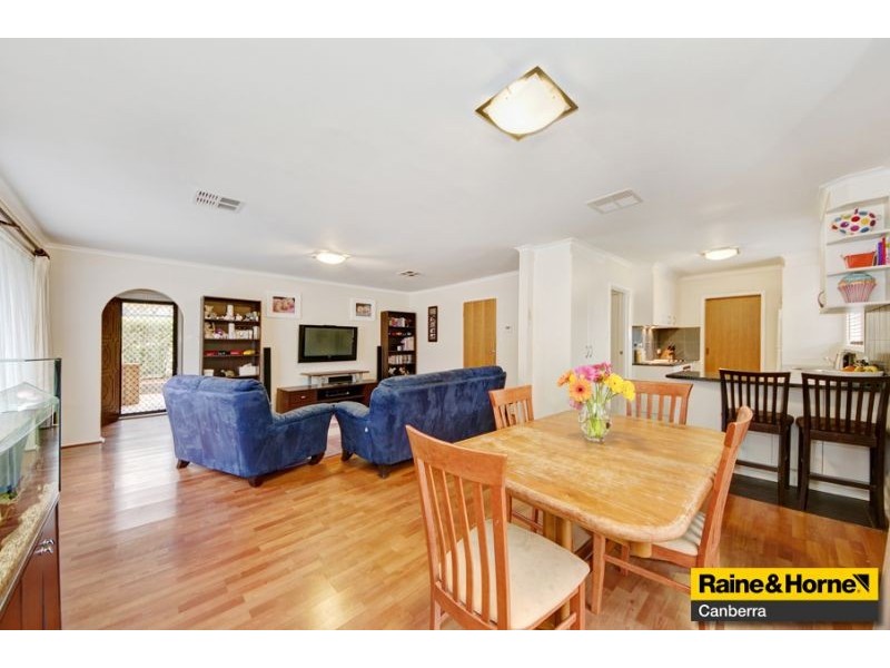 12 Warby Place, Charnwood ACT 2615