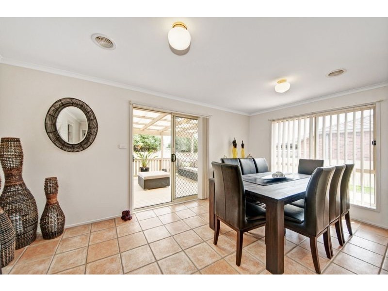 32 Goodhart Crescent, Dunlop ACT 2615